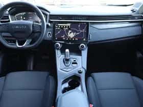 Lynk & Co 01 (2023) thumbnail 4