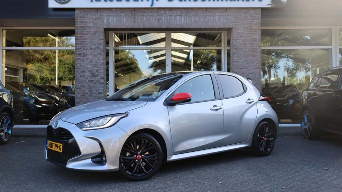 Toyota Yaris (2021) — foto 1