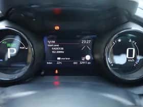 Toyota Yaris (2021) thumbnail 12