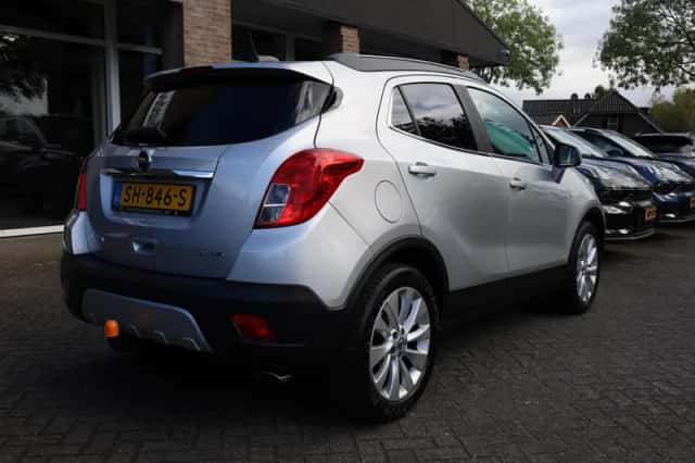 Opel Mokka (2016) thumbnail 2