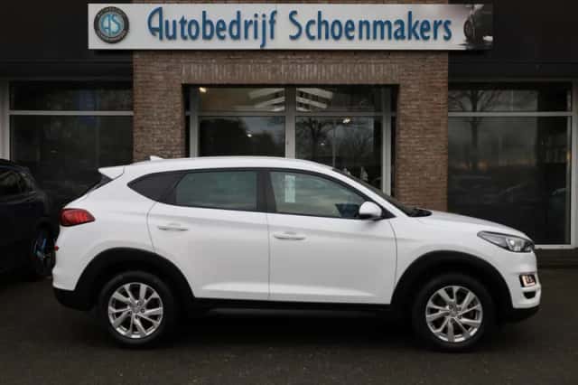 Hyundai Tucson (2020) thumbnail 2