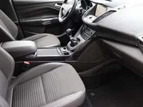 Ford Kuga (2019) thumbnail 32