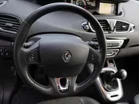 Renault Grand Scénic (2013) thumbnail 13