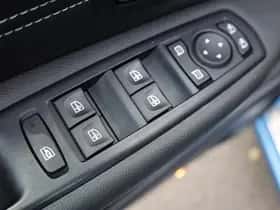 Renault Grand Scénic (2013) thumbnail 16