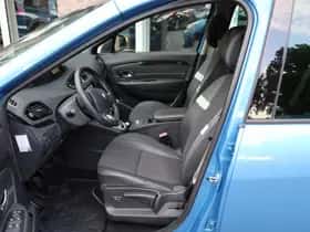 Renault Grand Scénic (2013) thumbnail 5