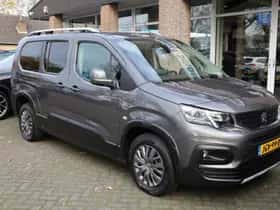 Peugeot Rifter (2019) thumbnail 3