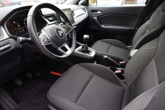 Renault Captur (2020) thumbnail 5