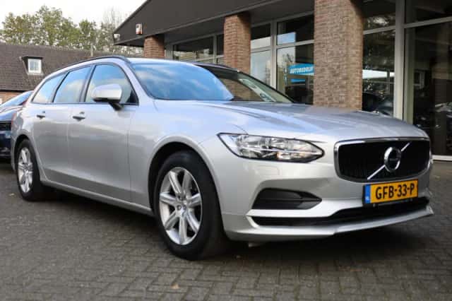 Volvo V90 (2017) thumbnail 3