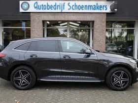 Mercedes-Benz EQC (2021) thumbnail 2