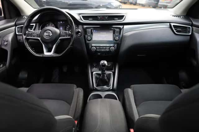 Nissan Qashqai (2018) thumbnail 4