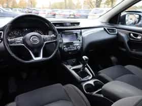 Nissan Qashqai (2018) thumbnail 5