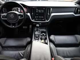 Volvo S60 (2019) thumbnail 4