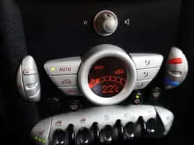 MINI Cabrio (2009) thumbnail 14