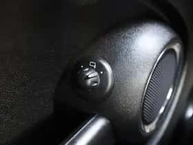 MINI Cabrio (2009) thumbnail 20