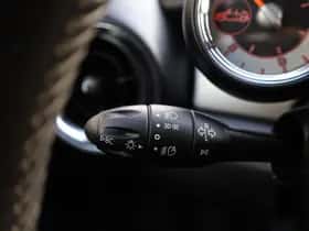 MINI Cabrio (2009) thumbnail 8