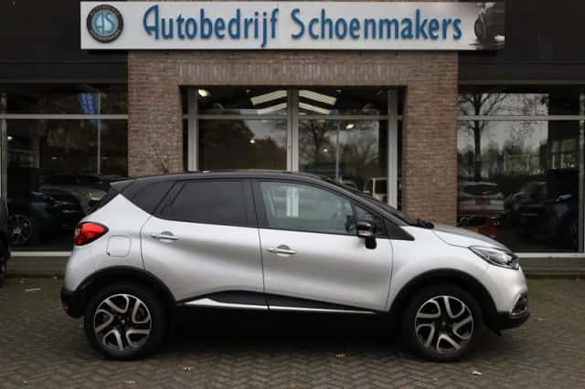 Renault Captur (2016) thumbnail 2