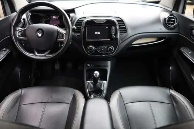Renault Captur (2016) thumbnail 4