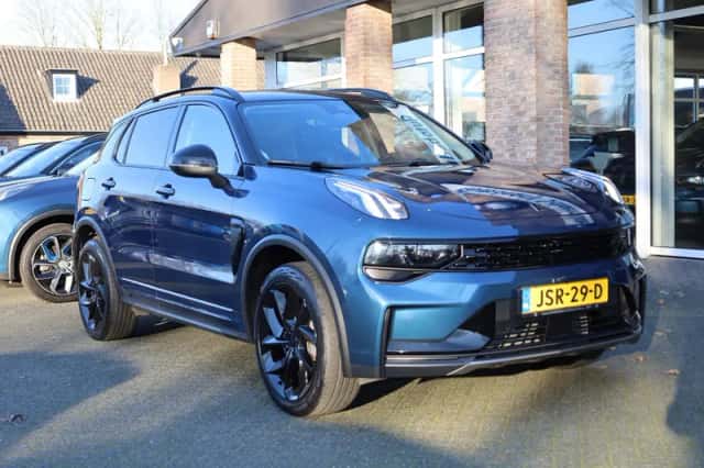 Lynk & Co 01 (2022) thumbnail 3