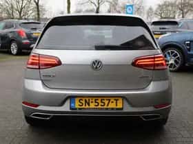 Volkswagen Golf (2018) thumbnail 21