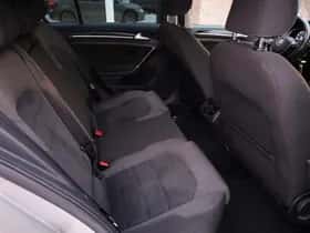 Volkswagen Golf (2018) thumbnail 24