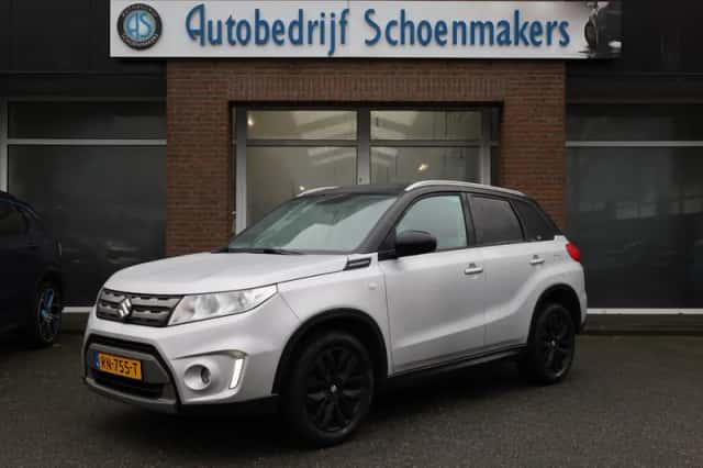 Suzuki Vitara (2018) thumbnail 1