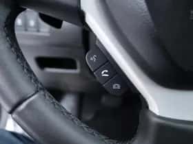Suzuki Vitara (2018) thumbnail 13