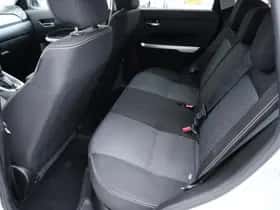 Suzuki Vitara (2018) thumbnail 6