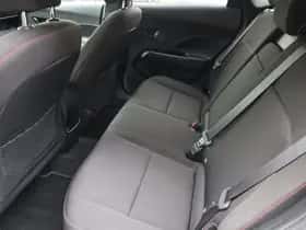 Hyundai Kona (2023) thumbnail 6