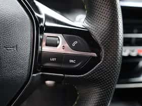 Peugeot 2008 (2021) thumbnail 12