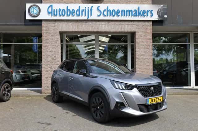 Peugeot 2008 (2021) thumbnail 3