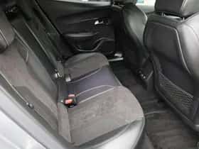Peugeot 2008 (2021) thumbnail 22