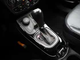 Jeep Compass (2017) thumbnail 17