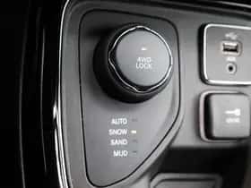 Jeep Compass (2017) thumbnail 20