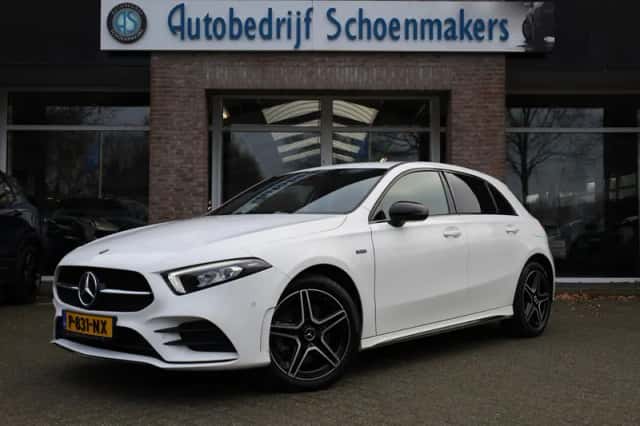 Mercedes-Benz A-Klasse (2021) thumbnail 1