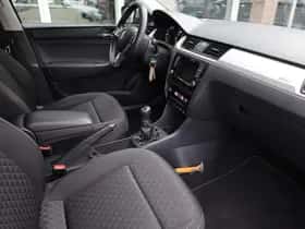 Škoda Rapid thumbnail 26