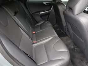 Volvo XC60 thumbnail 32