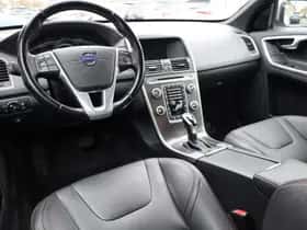 Volvo XC60 thumbnail 5