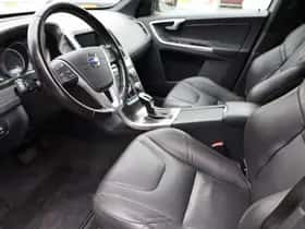 Volvo XC60 thumbnail 6