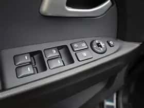 Kia Sportage (2015) thumbnail 26