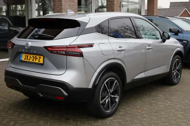 Nissan Qashqai (2024) thumbnail 3