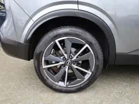 Nissan Qashqai (2024) thumbnail 4