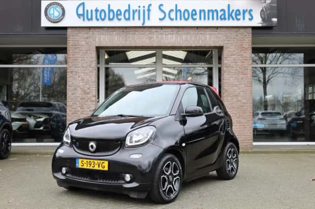 Smart Fortwo (2018) thumbnail 1