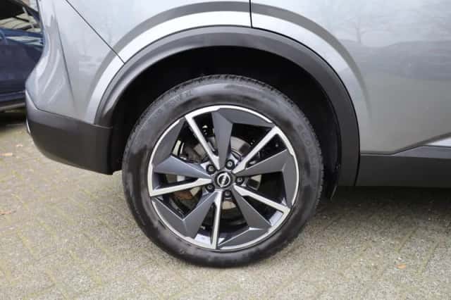 Nissan Qashqai (2024) thumbnail 4
