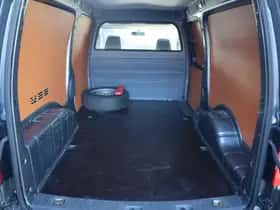 Volkswagen Caddy (2012) thumbnail 4
