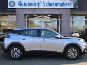 Peugeot 2008 (2021) thumbnail 2