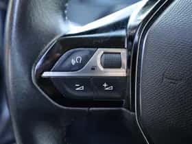 Peugeot 2008 (2021) thumbnail 14
