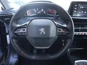 Peugeot 2008 (2021) thumbnail 15