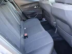 Peugeot 2008 (2021) thumbnail 27