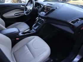 Ford Kuga (2016) thumbnail 24