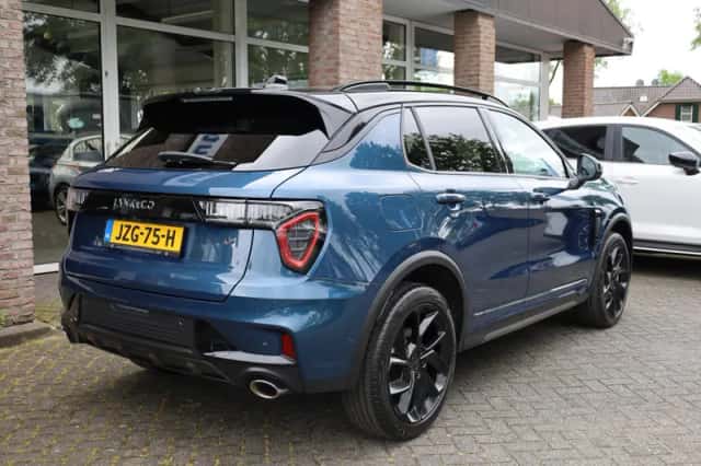 Lynk & Co 01 (2023) thumbnail 3